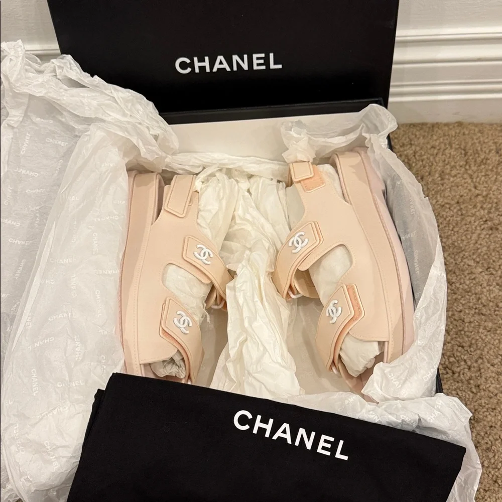 Chanel CC Sport Dad Sandals Pastel Pink Rubber Size 37 Worn Once